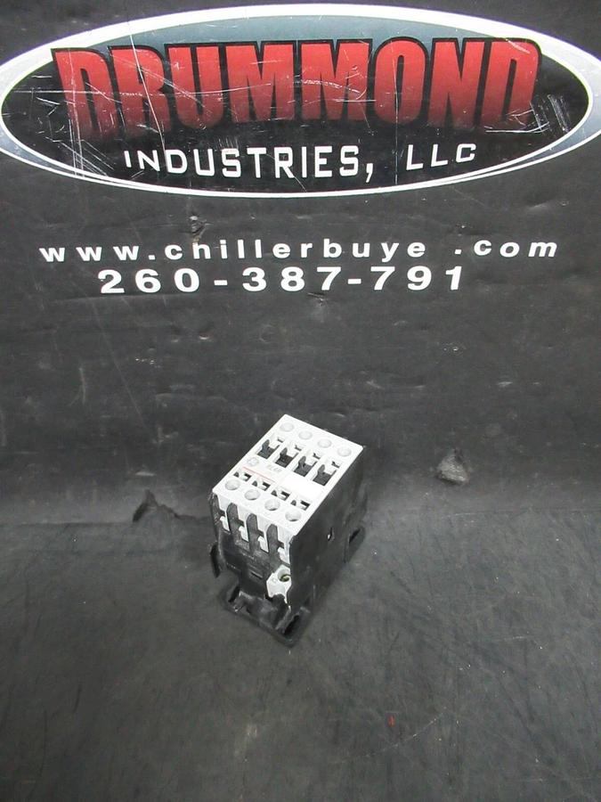 Used GE AUXILIARY RELAY RL4RA022T MOD. 1 600 VAC 20 AMP 110/120 VOLT COIL