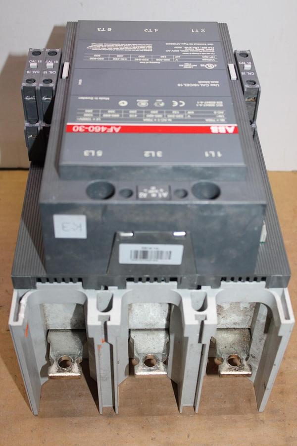 Used ABB CONTACTOR AF460-30 3-POLE 600 VAC 500 HP 700 AMP COIL: 24/60 VOLT