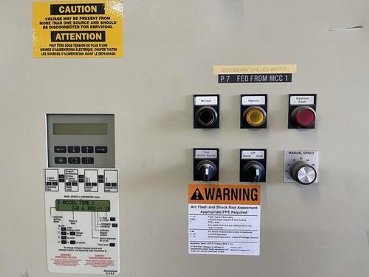 Used ABB ACH504-100-4-00P0 100 HP AC VS DRIVE 3PH 480V ACS504-100-5 100HP 124A ACH500