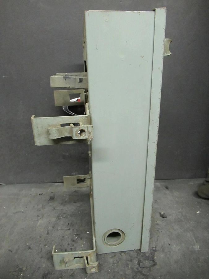 Used WESTINGHOUSE COP 30 AMP 240V FUSIBLE BUSS BUS PLUG STYLE 454D339G03 TAP