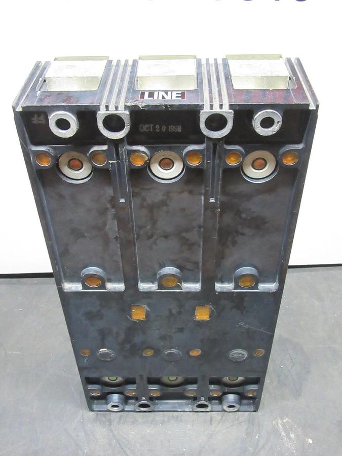 Used CUTLER-HAMMER CIRCUIT BREAKER MD3800F 800 AMP 3-POLE 600 VAC MD-35K