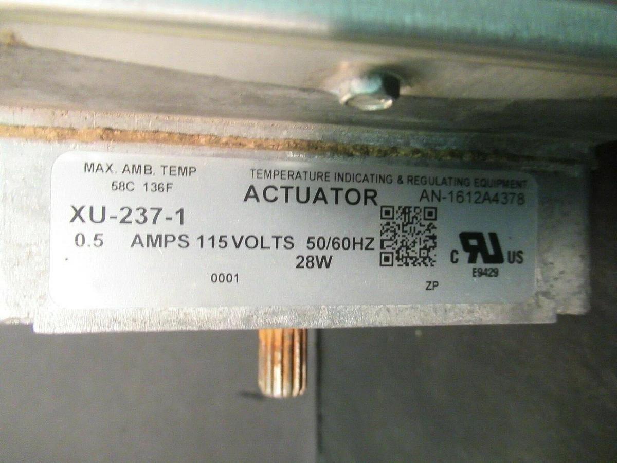 Used BARBER COLMAN MOD MOTOR REGULATING ACTUATOR XU-237-1 115 VAC 28 WATTS 0.5 AMPS