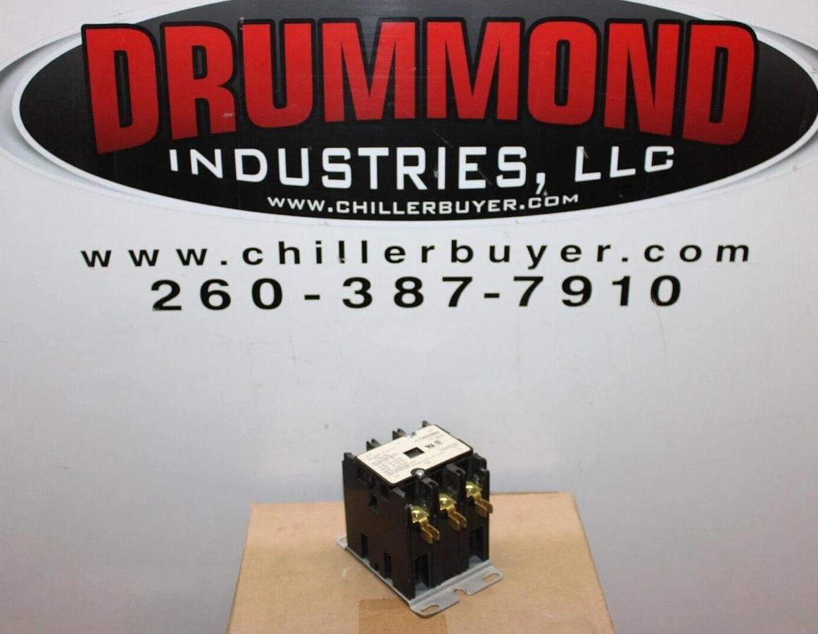Used TYCO CONTACTOR 3100-30T828WA HN53TB115 600 VAC 25 AMP 20 HP COIL 120 VAC