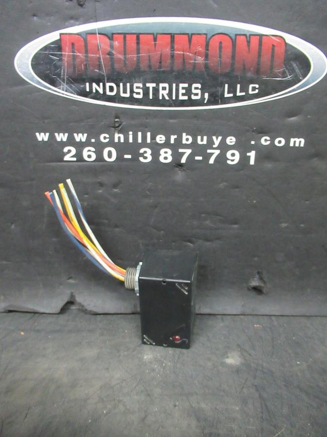 Used VERIS VICTORY 100 SPDT ENCLOSED RELAY 10 AMP 277 VAC 1/3 HP **WARRANTY**