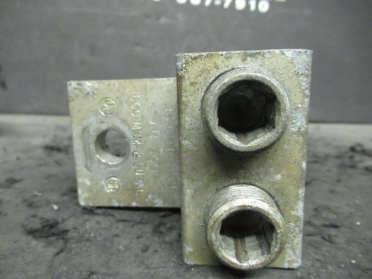 Used (3) QTY ILSCO D-899 2 (DOUBLE) BARREL MECHANICAL CONNECTOR LUG TAPS 600MCM - 2
