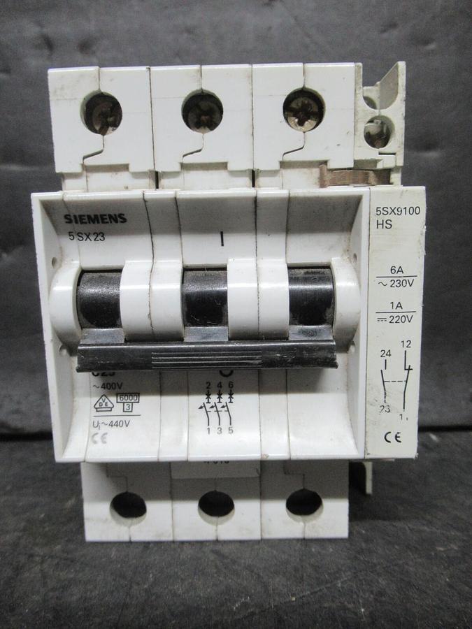 Used SIEMENS CIRCUIT BREAKER 5SX23 C25 25 AMP 480 VAC 3-POLE W/ 5SX9100 AUXILLIARY