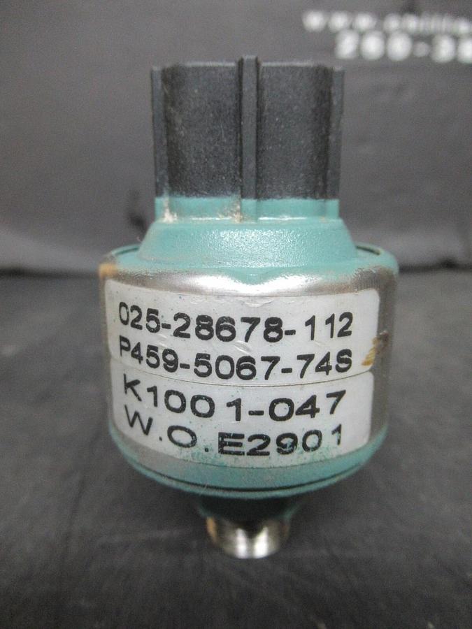 Used YORK DANFOSS PRESSURE TRANSDUCER 025-28678-112 P459-5067-74S *NO RATING*