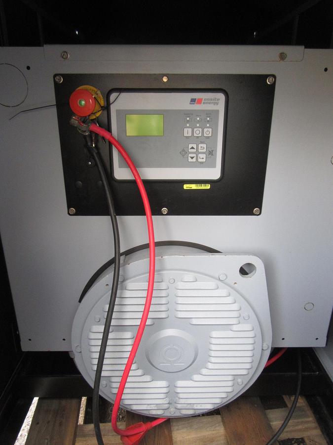 Used 30 KW GENERATOR MTU 4.3 NAT. GAS LP PROPANE 120/240 VOLT 1PH 207 HRS 40KW 2017