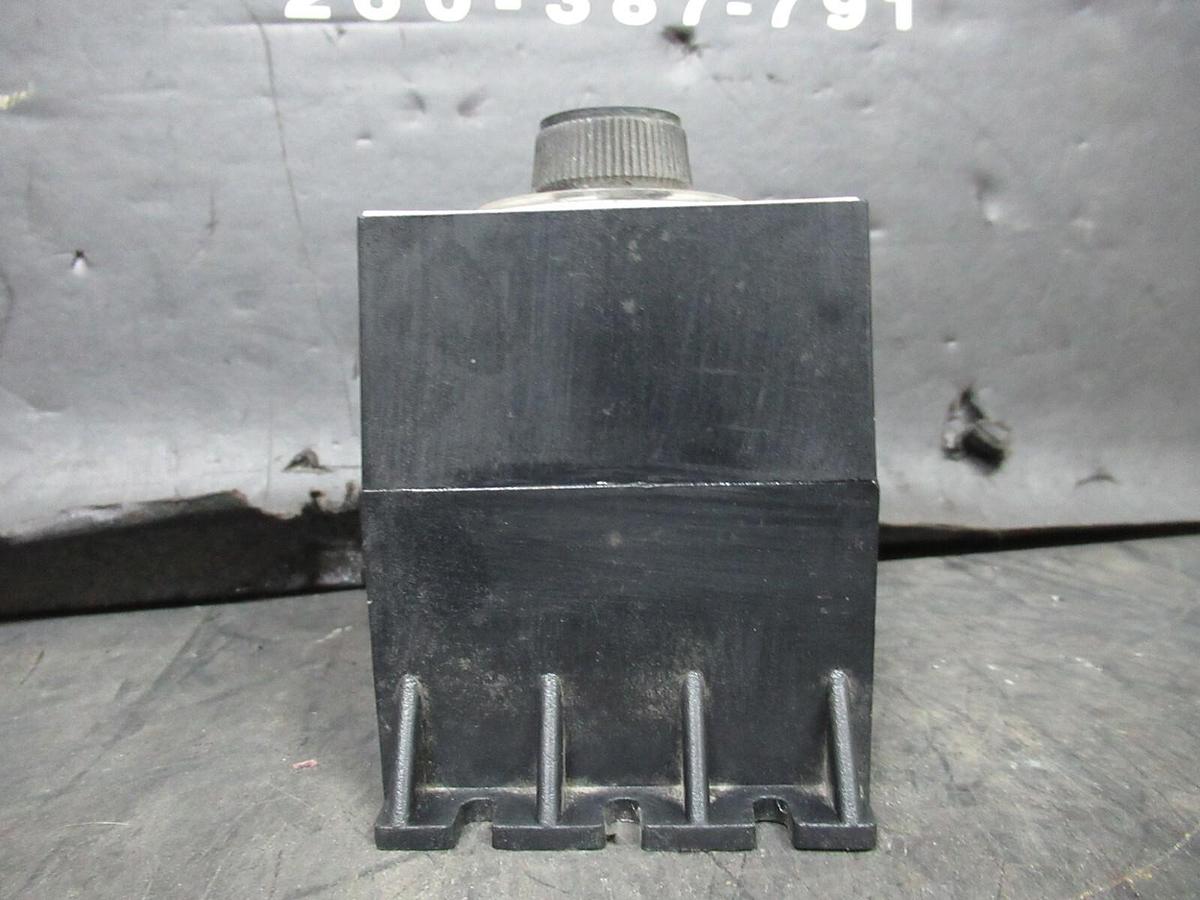 Used EAGLE SIGNAL TIME DELAY RELAY BRE9A6 0-30 MINUTES 120 VAC 10 AMP 1/4 HP