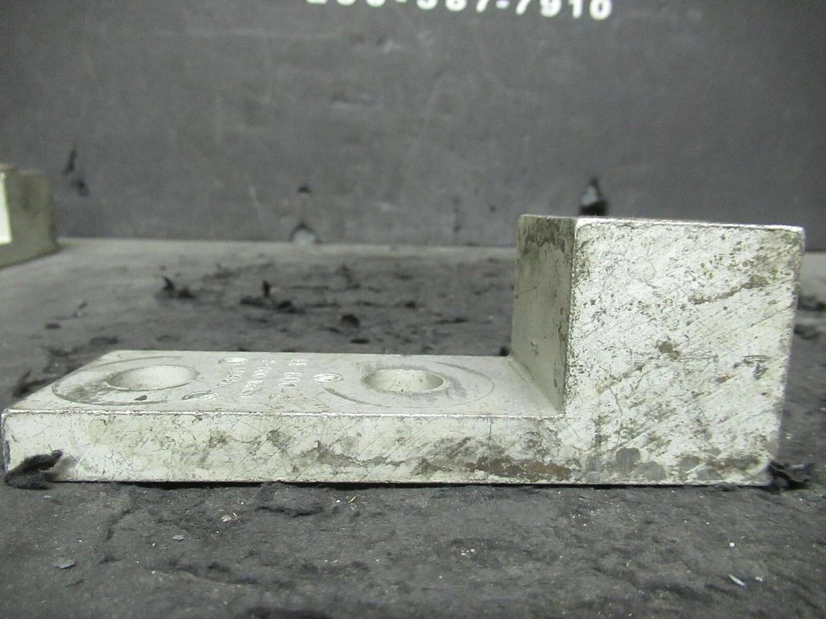 Used (3) QTY GE GE-600-2 1 SINGLE BARREL MECHANICAL CONNECTOR LUGS TAP 600 KCMIL - 2