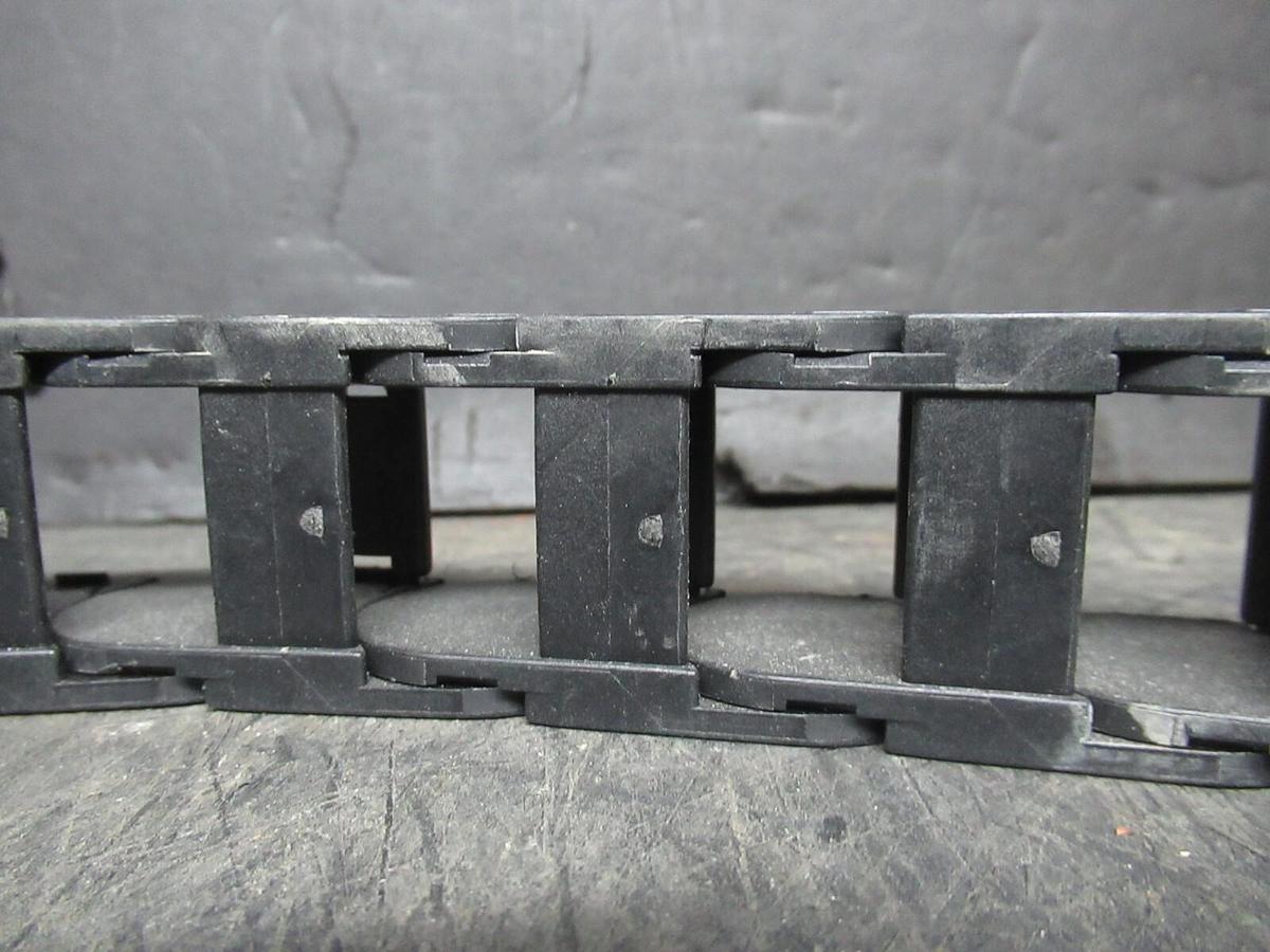 Used IGUS PLASTIC WIRE TACK 56" LENGTH X 1 1/2" WIDTH X 1 1/4" TALL 1500.025.145