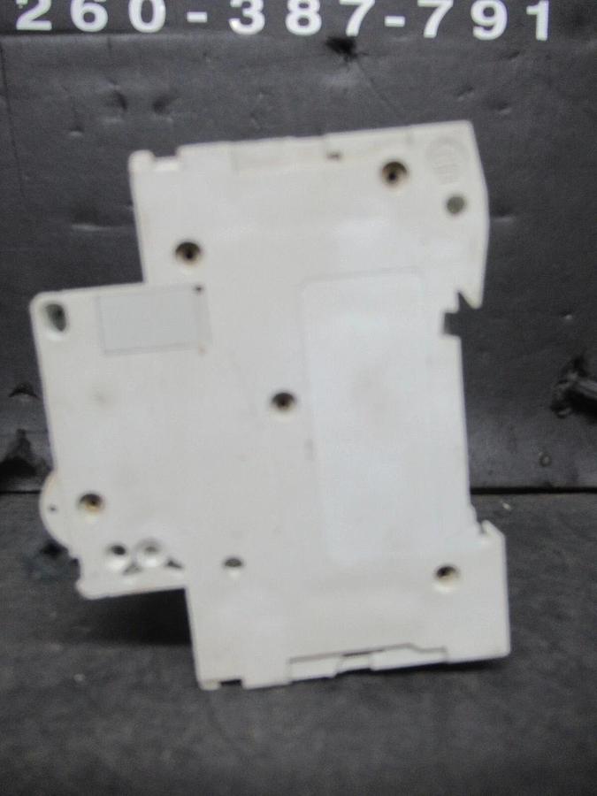 Used MERLIN GERIN THREE POLE BREAKER 24449 MULTI 9 C60N 10A-TYPE C 480 VAC