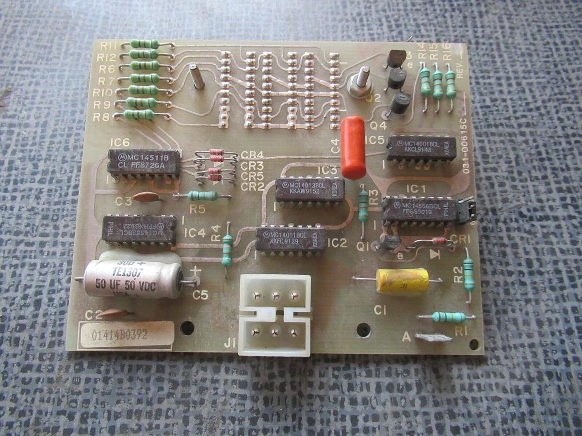 Used YORK CIRCUIT BOARD 031-00615C001 REV B **WARRANTY INCLUDED**