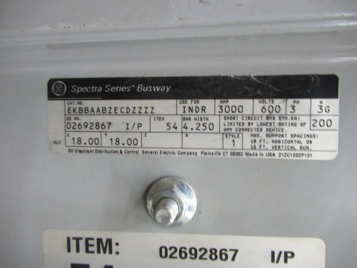 Used 3000 AMP GE SPECTRA SERIES FLATWISE 90° BUSWAY ELBOW 02692867 600 V 3 PH 3 W W/G