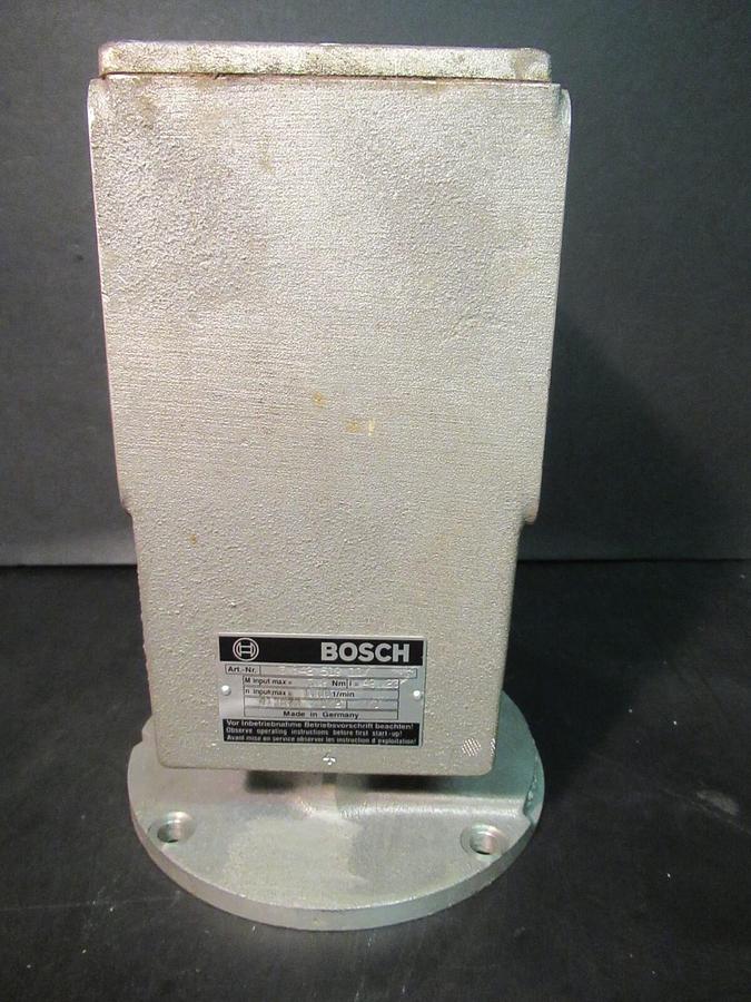 Used BOSCH RIGHT ANGLE GEAR REDUCER 3-842-519-117 3.9 NM 1700 1/MIN **WARRANTY**