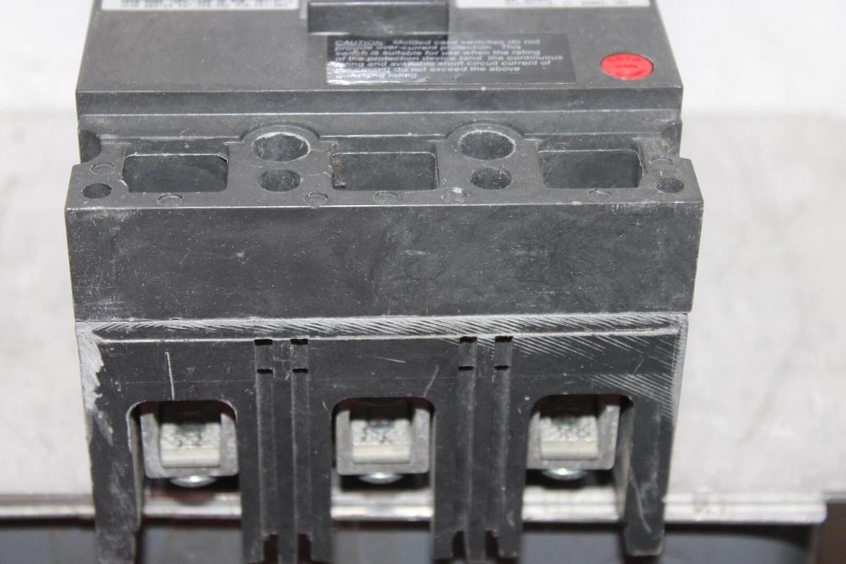 Used GENERAL ELECTRIC MOLDED CASE SWITCH TED134YT150 150 AMP 480 VAC 3-POLE