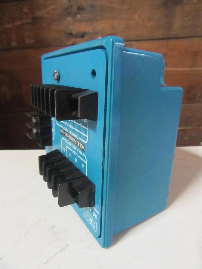 Used RiS ROCHESTER INSTRUMENTS PM-3000 POWER MONITOR 4 W 195 - 305 V PM-300-277-K2