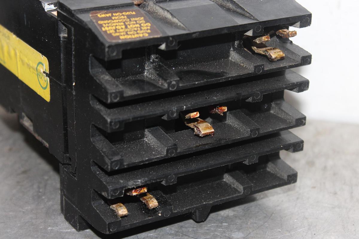 Used SQUARE D I-LINE CIRCUIT BREAKER FA34020 SERIES 2 20 AMP 480 VAC 3-POLE
