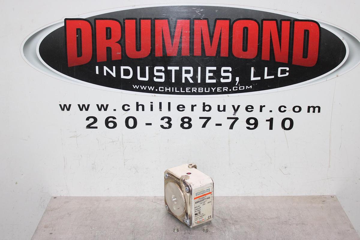 Used FERRAZ SHAWMUT SQUARE BODY PROTISTOR FUSE PC33UD69V1100TF 690 VAC 1100 AMP