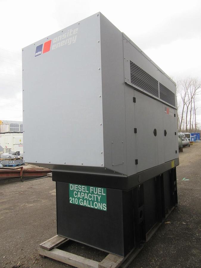 Used 30 KW DIESEL GENERATOR MTU 120/240V  JOHN DEERE SOUND ENCLOSED 196 HRS  VIDEO