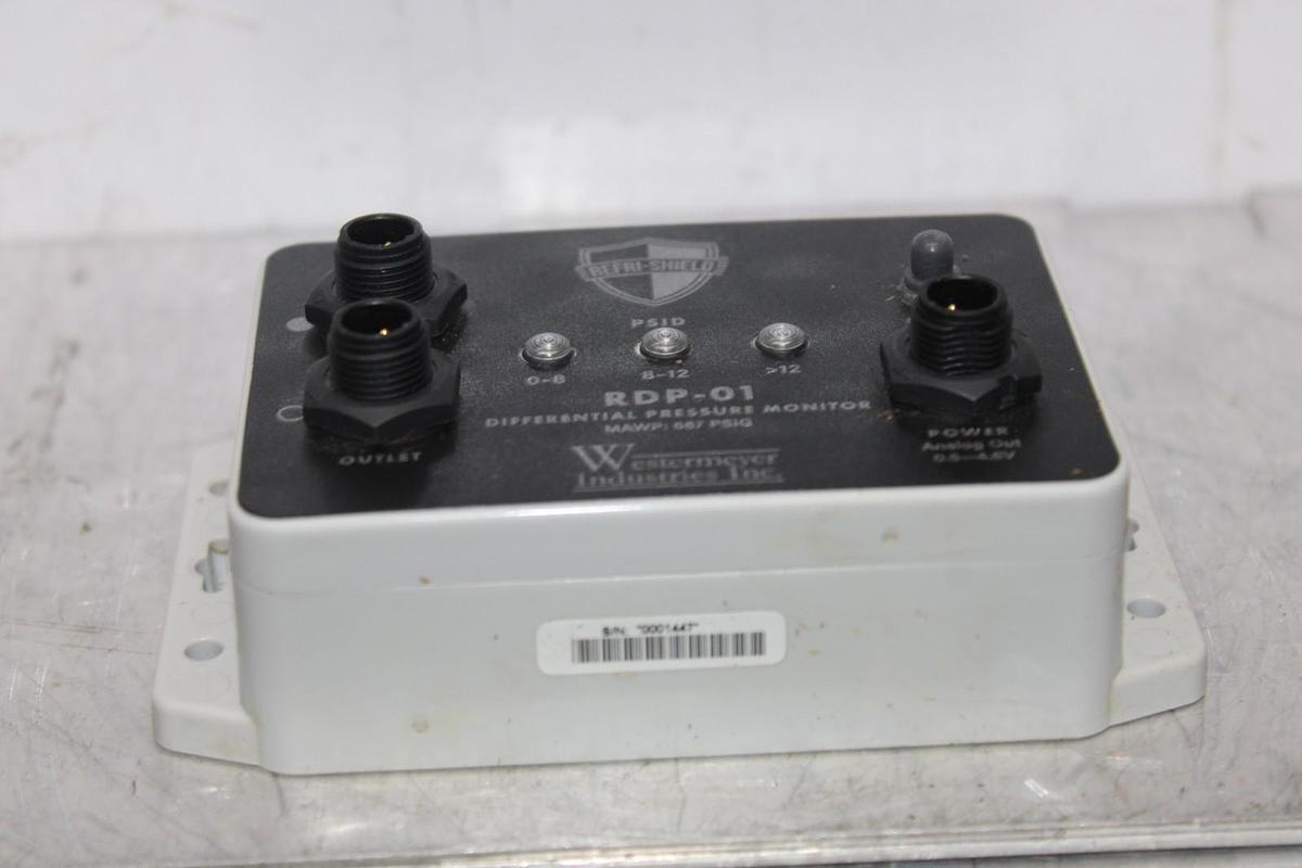 Used WESTERMEYER INDUSTRIES REFRI-SHIELD DIFFERENTIAL PRESSURE MONITOR RDP-01