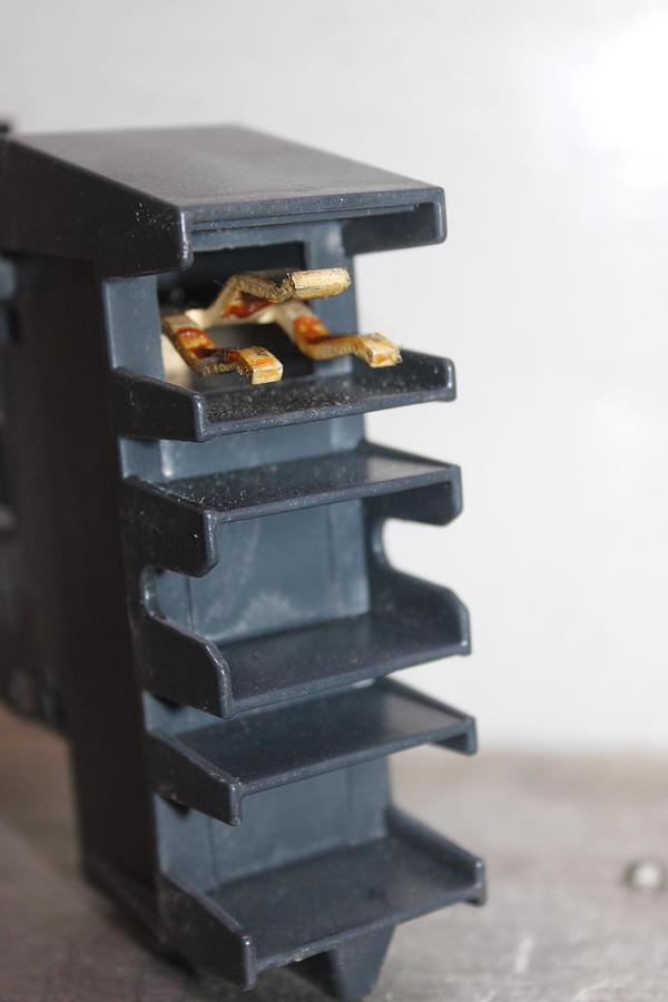 Used SQUARE D POWERPACT I-LINE CIRCUIT BREAKER BGA160401 40 AMP 277 VAC A-POLE