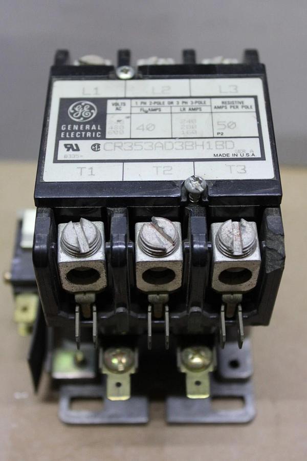 Used GENERAL ELECTRIC CONTACTOR CR353AD3BH1BD 40 AMP 600 VAC 3-POLE VOIL: 24V