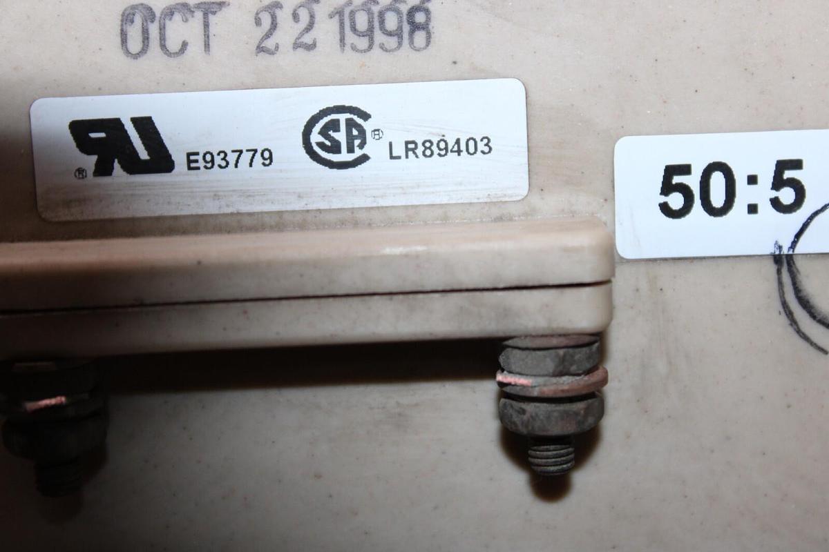 Used CUTLER HAMMER CURRENT TRANSFORMER 563-500 42-4191 50:5 50-400HZ 600V