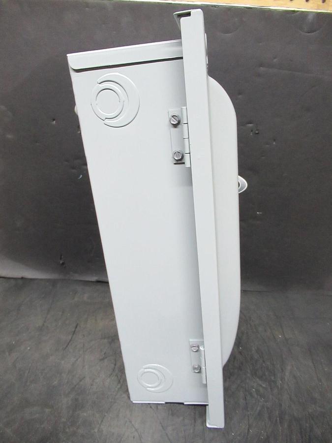 NEW IN BOX SIEMENS HEAVY DUTY FUSIBLE SAFETY SWITCH HNF362 600 VAC 60 AMP