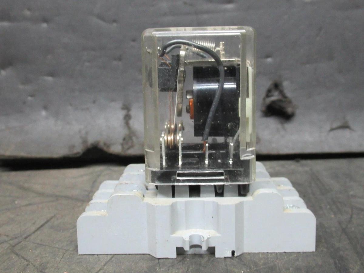 Used LOT OF 2 POTTER & BRUMFIELD RELAY KUP-11A15-120 120/240 VOLT 10 AMP 1/3 HP
