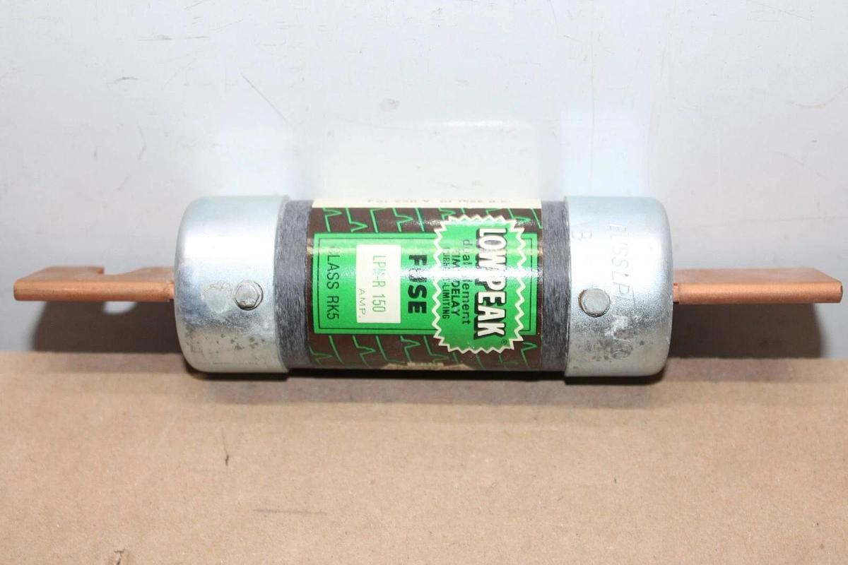 NEW SURLPLUS BUSSMANN LOW-PEAK TIME-DELAY CURRENT-LIMITING FUSE 150 AMP 250V