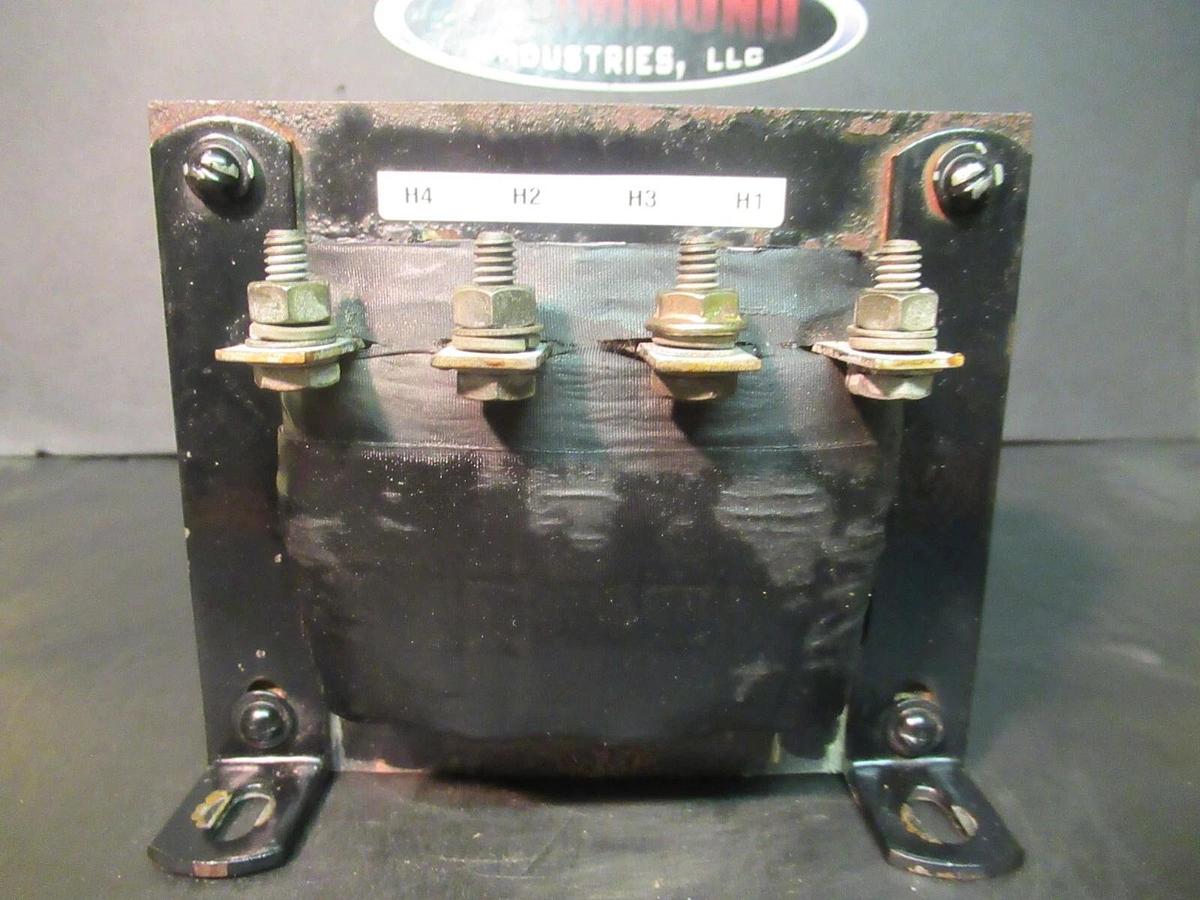 Used CUTLER HAMMER TRANSFORMER C1000K2A 1 KVA PRI: 480V SEC: 120V