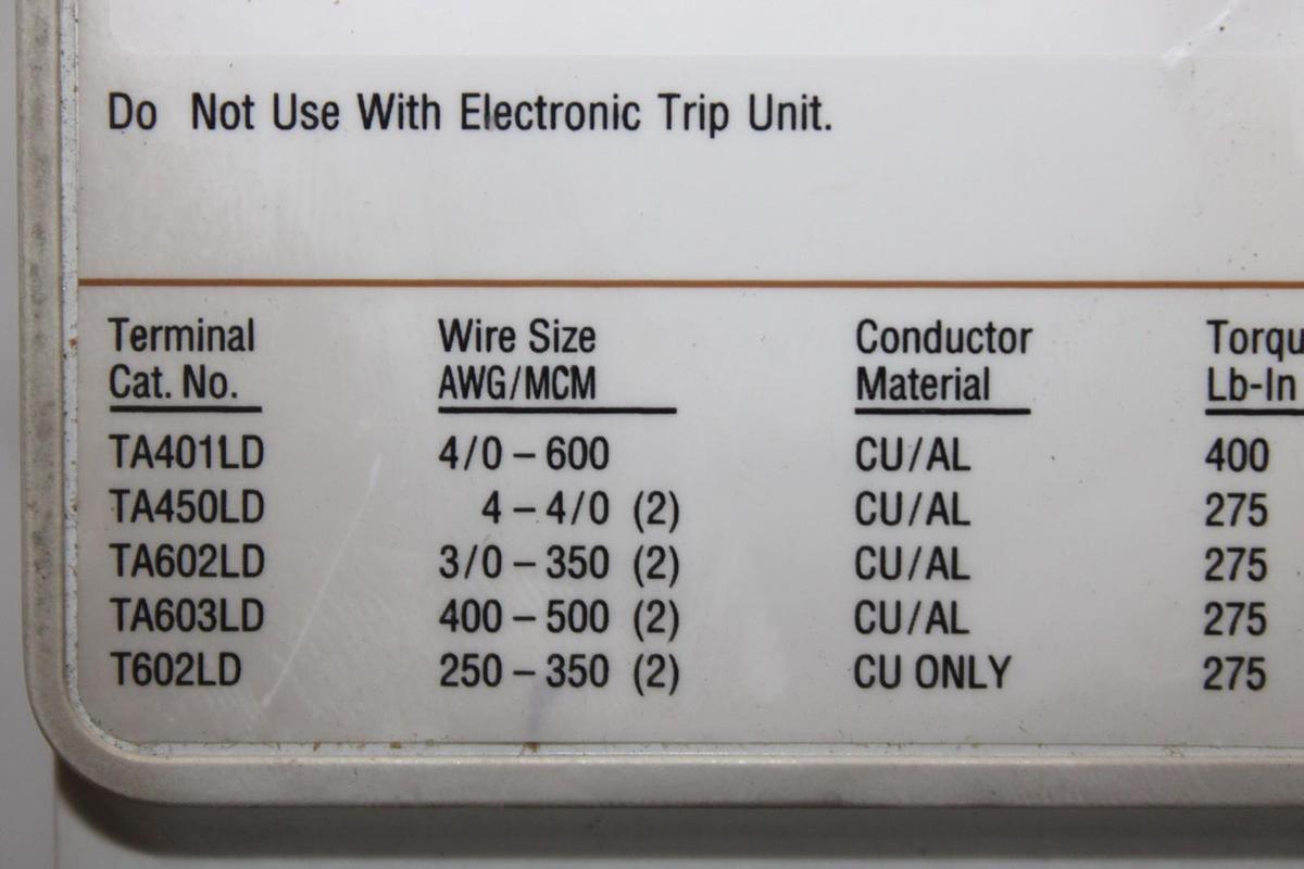 Used CUTLER-HAMMER DC CIRCUIT BREAKER HLDDC3600F 600 AMP 600 VDC W/ PLUG