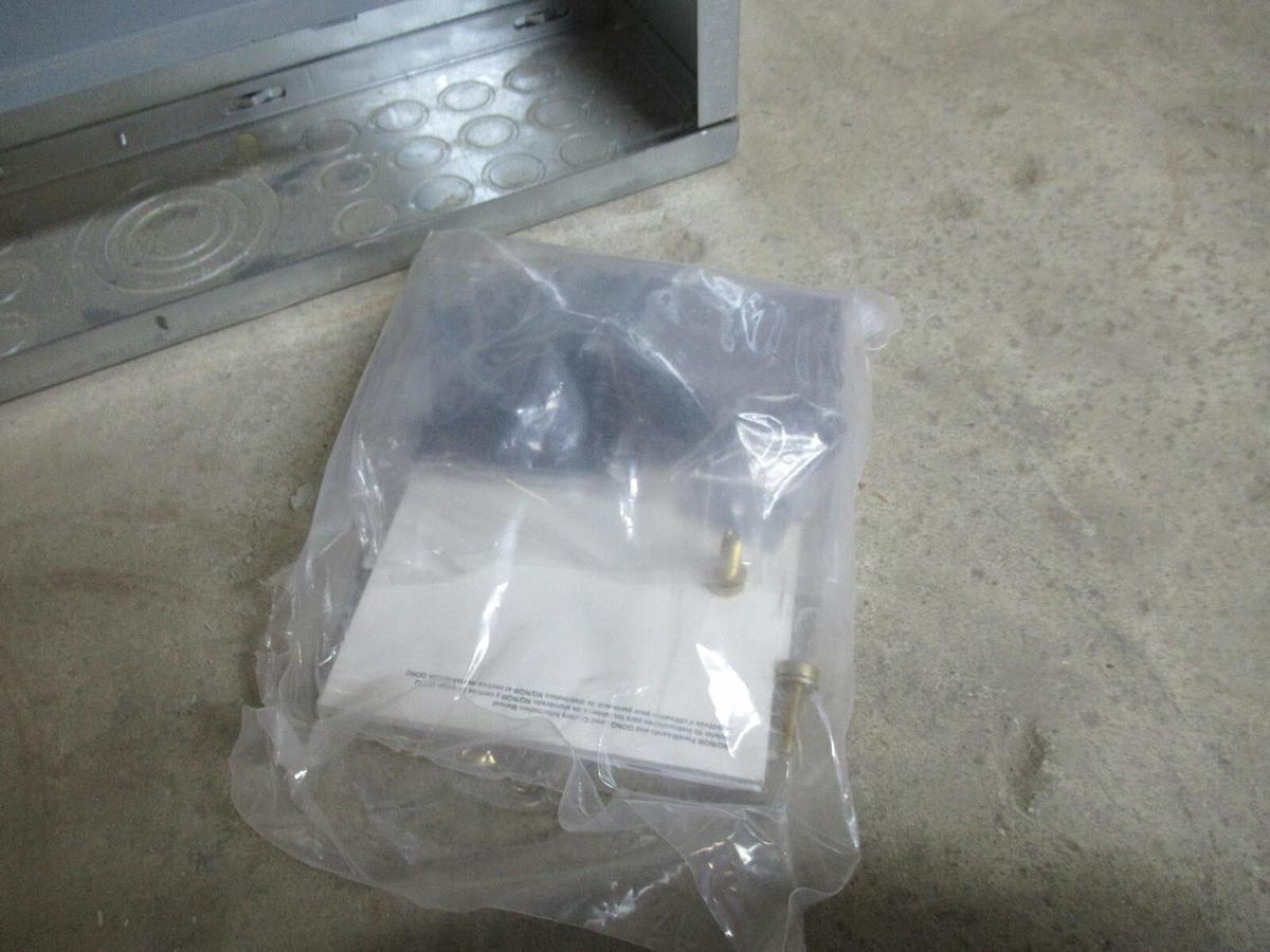 Used SQUARE D NQOD SERVICE PANEL NQ18L1 100 AMP 240 VAC SINGLE PHASE 3-WIRE