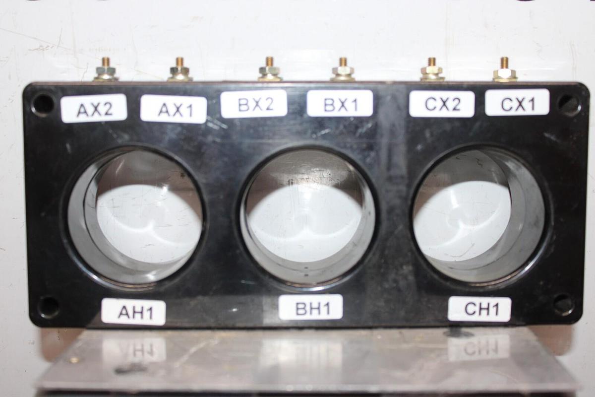 Used INSTRUMENT TRANSFORMERS CURRENT TRANFORMER 3P85-122-2.4 1200:2.4 600V 50-400HZ