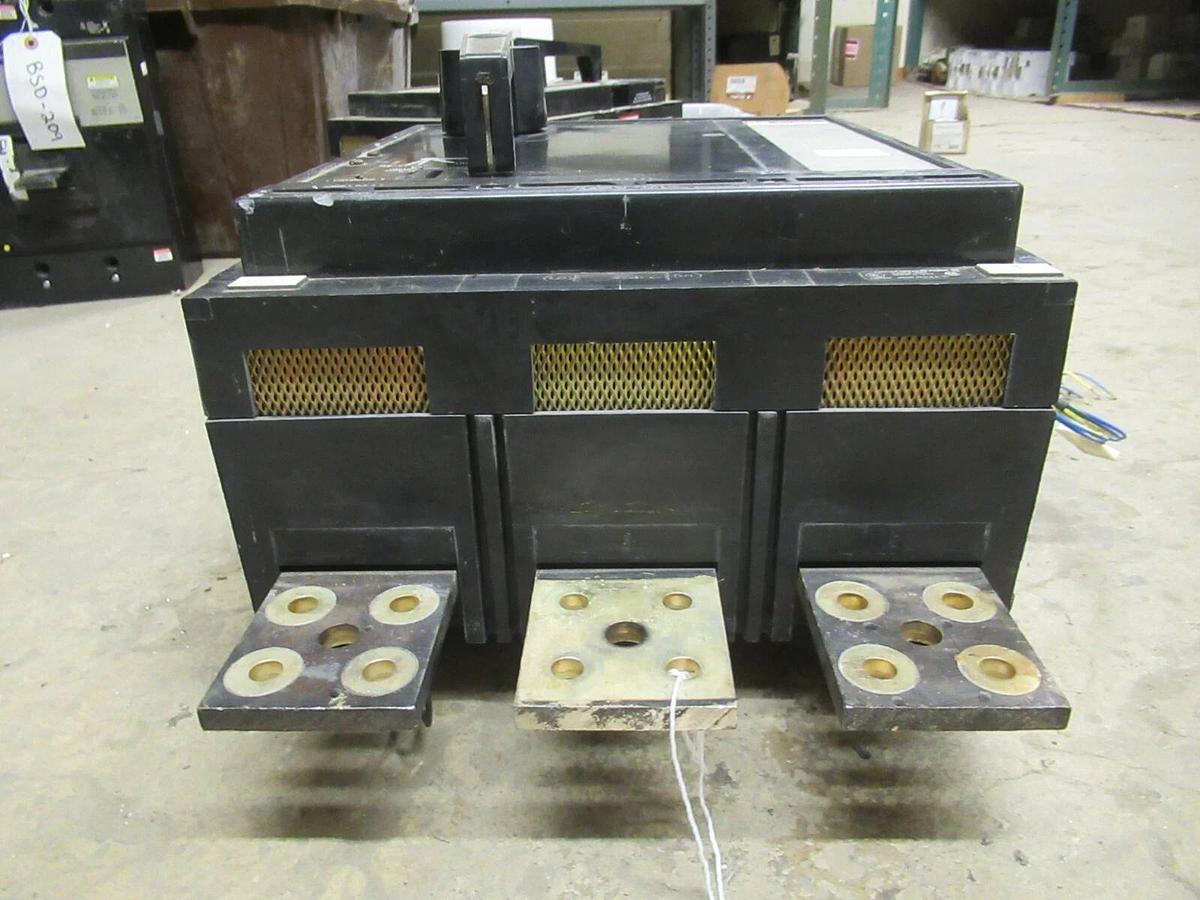 Used 1600 AMP SQUARE D DC BREAKER PAF361600DC1433 600 VDC 3 POLE **WARRANTY**