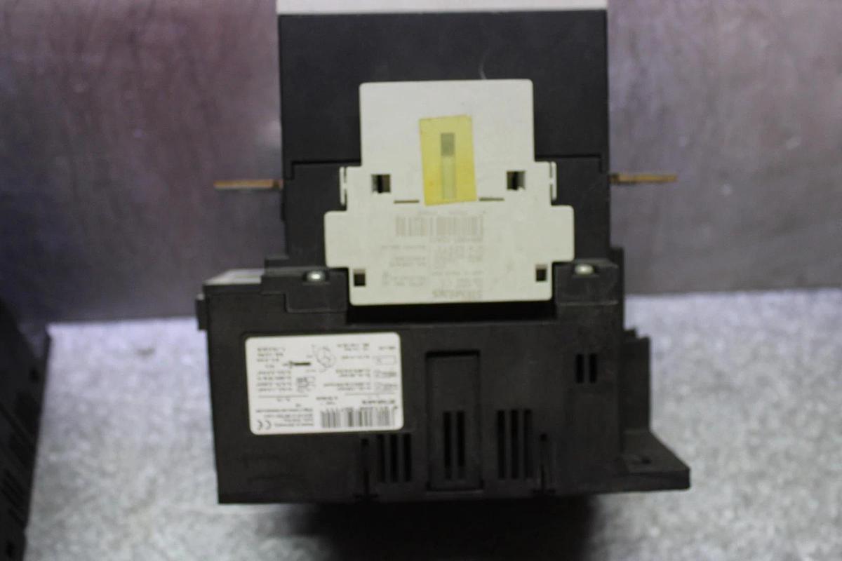 Used SIEMENS SIRIUS CONTACTOR 3RT1054-6...6 600 VAC 140 AMP 125 HP 3-POLE 3-PHASE