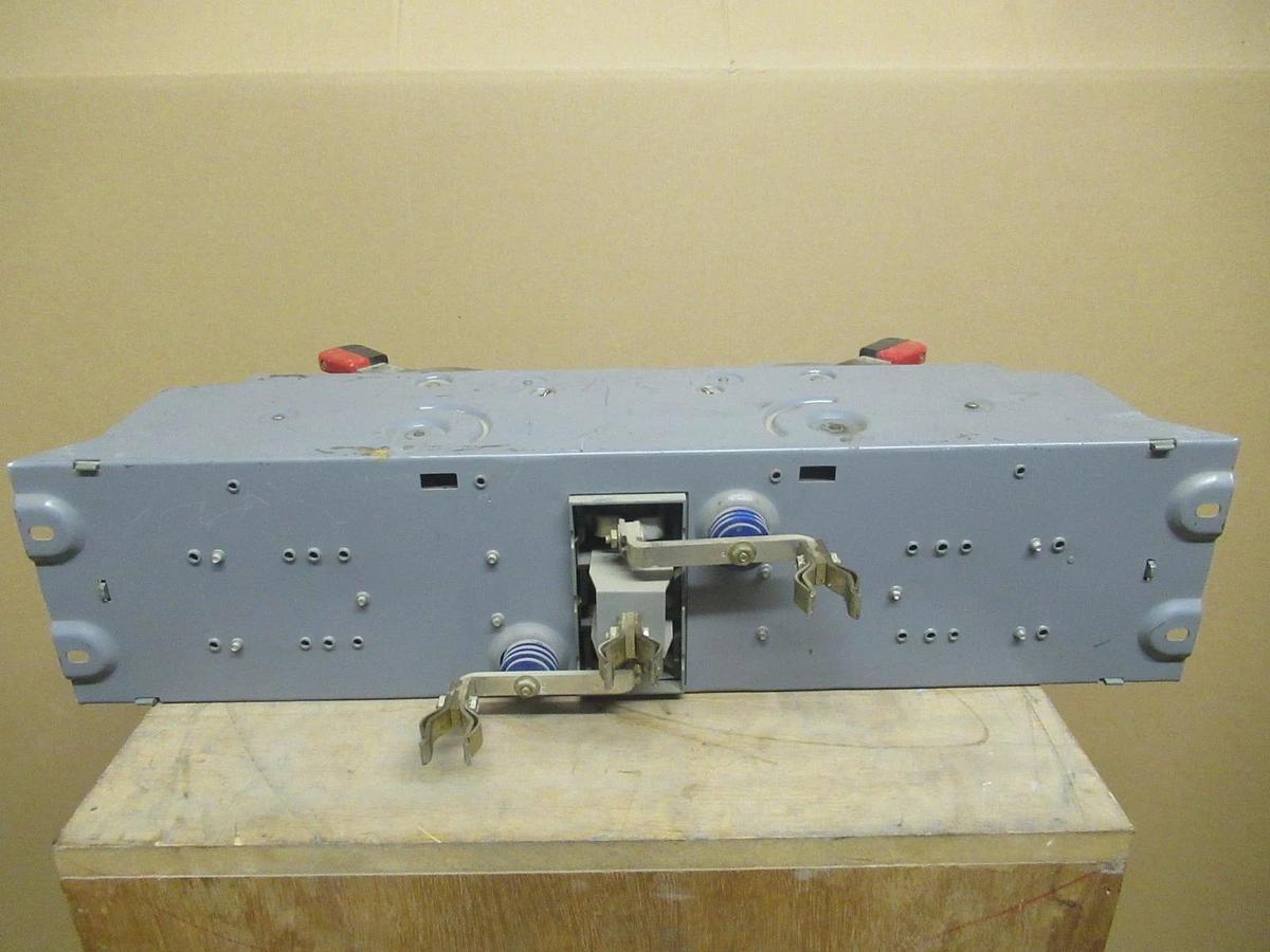 Used SQUARE D QMB SAFLEX SWITCH UNIT QMB-362-T1 30A 600VAC 3 POLE SER. D2 3PHASE 20HP