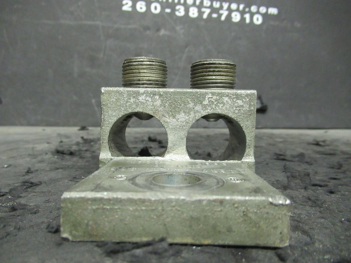 Used (3) QTY ILSCO D899  2 (DOUBLE) BARREL MECHANICAL CONNECTOR LUG TAPS 600MCM - 2