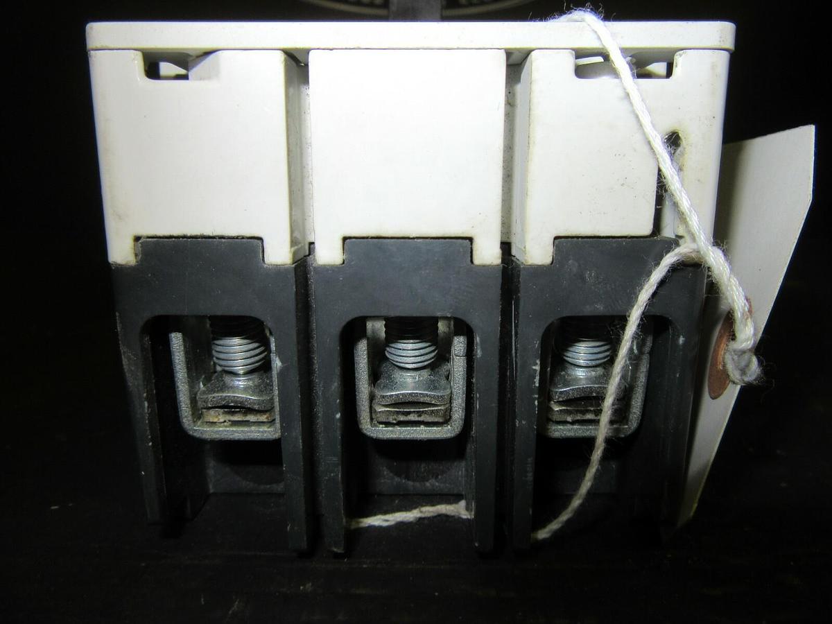 Used 15 AMP ALLEN BRADLEY BREAKER 140U-H6C3-C15 SER. B 3 POLE 600 VAC **WARRANTY**