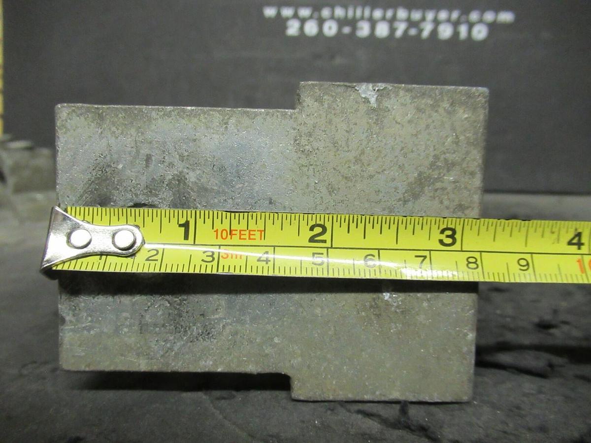 Used (3) QTY ILSCO D-899 2 (DOUBLE) BARREL MECHANICAL CONNECTOR LUG TAPS 600MCM - 2