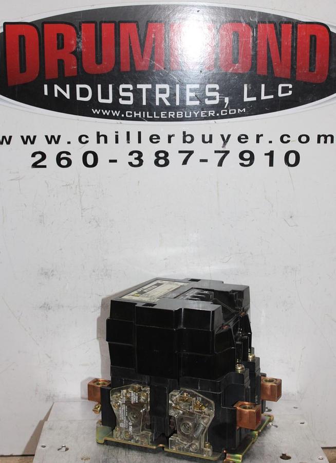 Used SQUARE D NEMA CONTACTOR 8502SF01 SIZE 4 600 VAC COIL: 110/120V