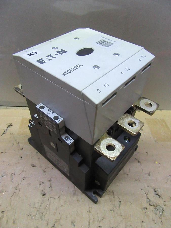 Used EATON CONTACTOR XTCE225L 250 AMP 600 VAC 200 HP 3-POLE 3-PHASE COIL: 24-48 VDC