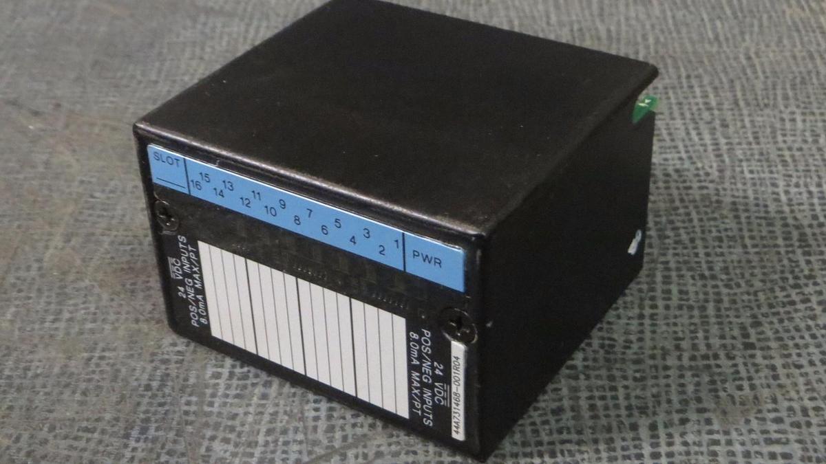 Used GE FANUC INPUT MODULE  24 VDC  POS/NEG IN 16 PT  MODEL: IC670MDL640J