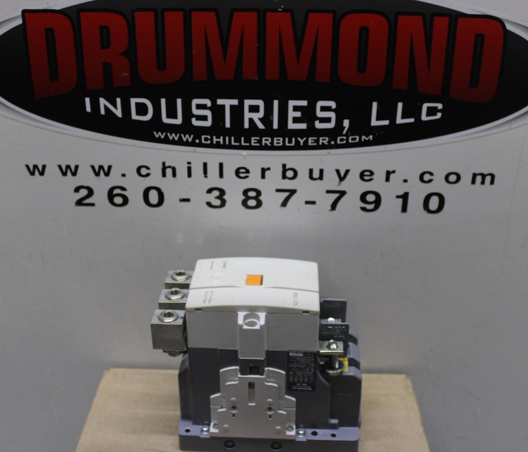 Used CUTLER HAMMER CONTACTOR 6 AMP 600 VAC W/ TIME DELAY RELAY C320TP1