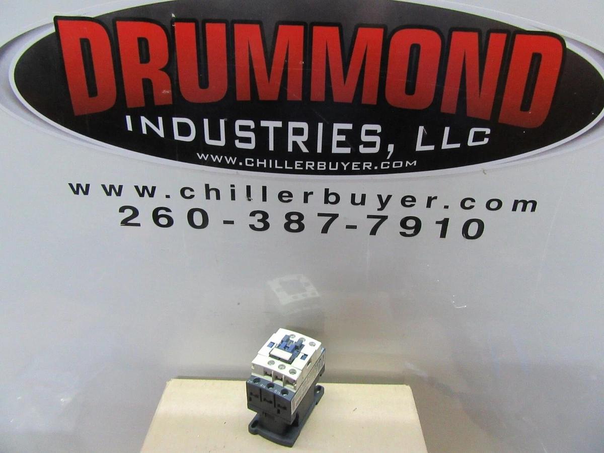 Used TELEMECANIQUE CONTACTOR LC1-D12 600 VOLT 25 AMP 10 HP COIL: 24 VOLT