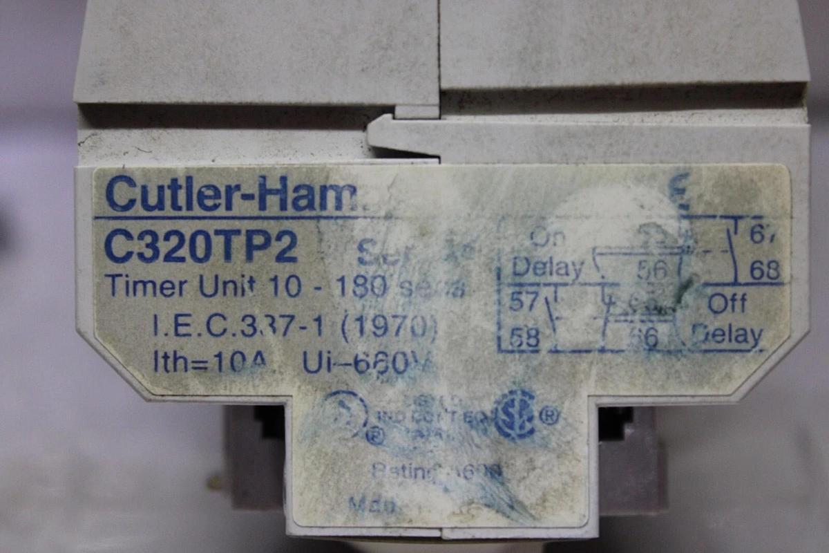 Used CUTLER HAMMER CONTACTOR D15CR31 10 AMP 600 VAC W/ C320TP2 TIME DELAY RELAY