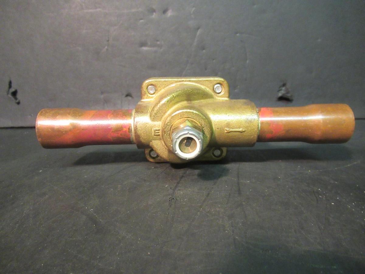Used REFRIGERANT SOLENOID VALVE V1041-1 240RA **WARRANTY INCLUDED**