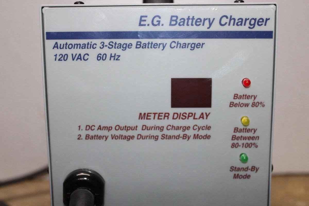 Used E.G. AUTOMATIC 3-STAGE BATTERY CHARGE 120 VAC 8 AMP 60 HZ FCE-32-25 *WARRANTY*