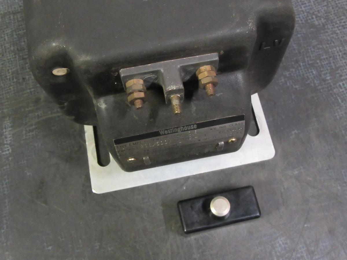 Used .6KVA WESTINGHOUSE POTENTIAL TRANSFORMER STYLE 254A483G02 288/500Y 2.4:1 RATIO